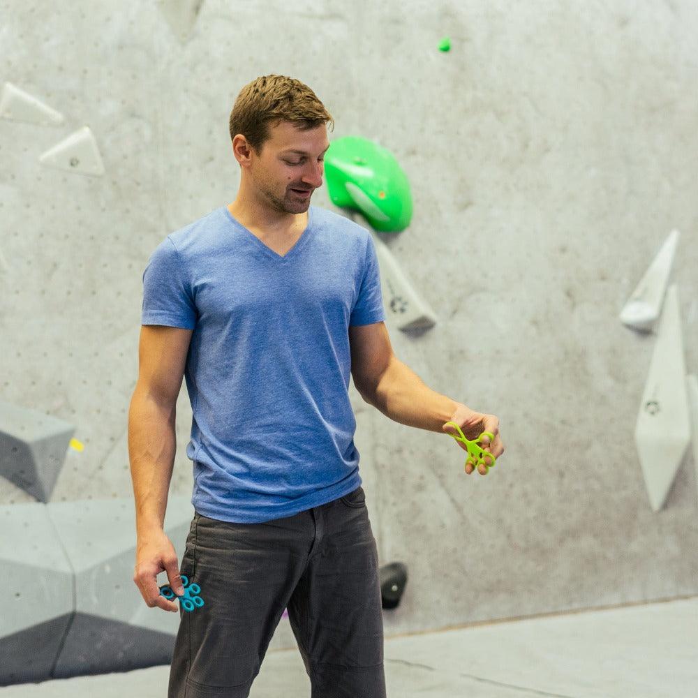 
                      
                        warm up tools for climbing, elastic bands for the fingers
                      
                    